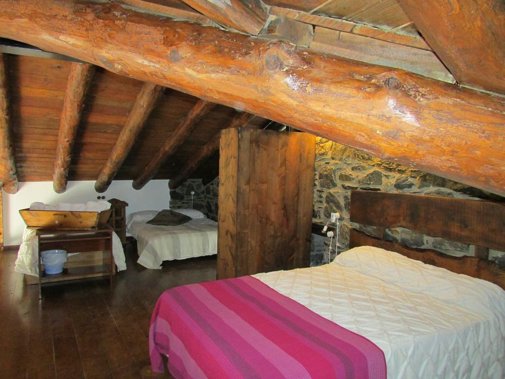 Casa Rural Restaurant Borda Patxeta กานีโญ ภายนอก รูปภาพ