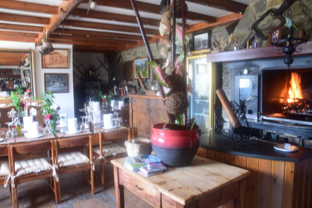 Casa Rural Restaurant Borda Patxeta กานีโญ ภายนอก รูปภาพ